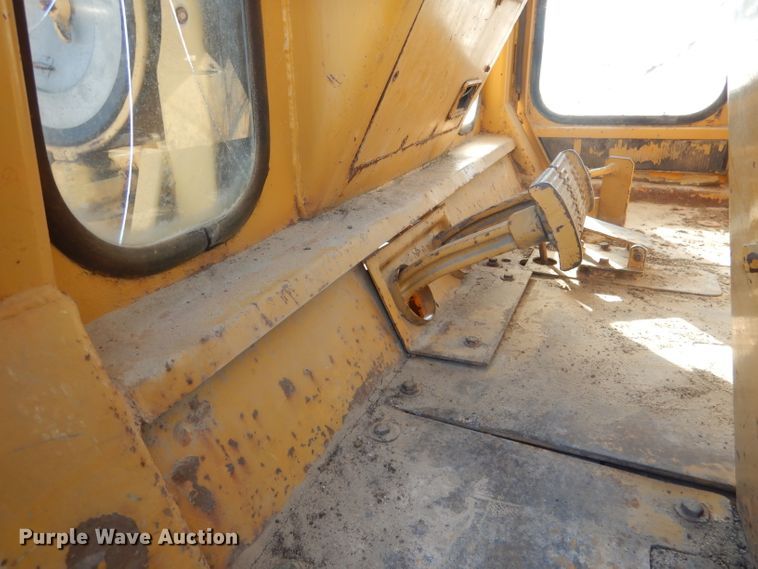 image for item HU9309 Fiat-Allis 21C  dozer