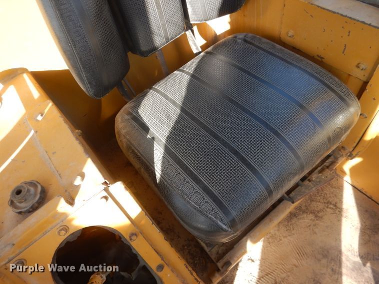 image for item HU9309 Fiat-Allis 21C  dozer