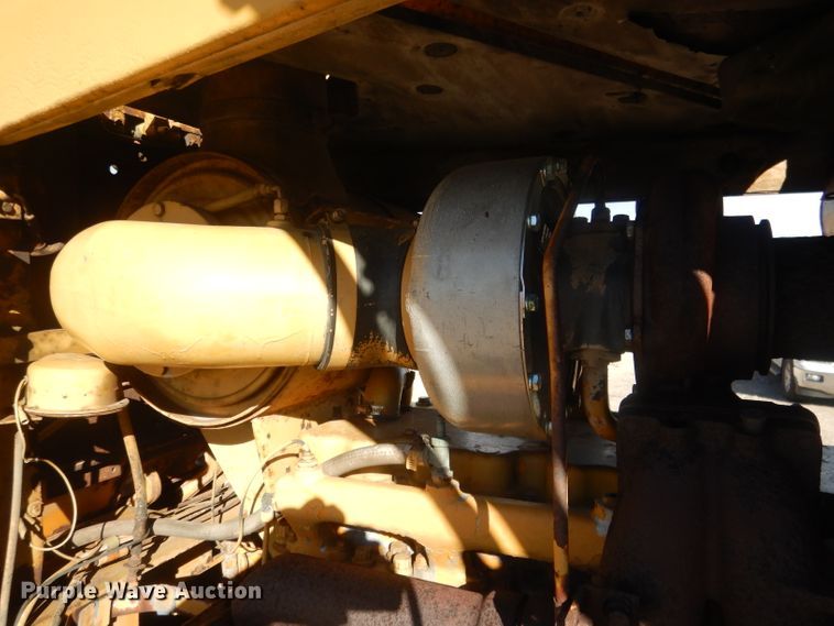 image for item HU9309 Fiat-Allis 21C  dozer