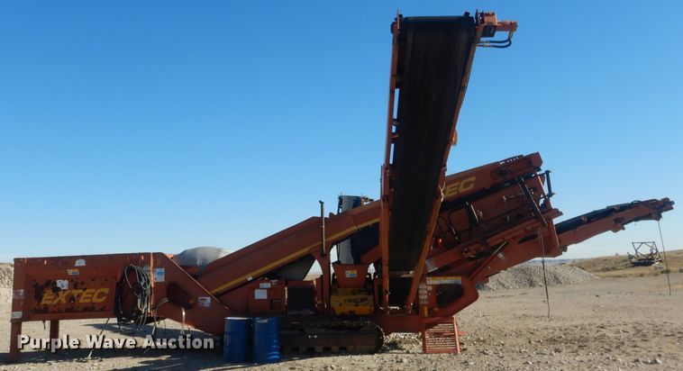 image for item HU9310 2007 Extec S3  screening plant