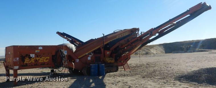 image for item HU9310 2007 Extec S3  screening plant