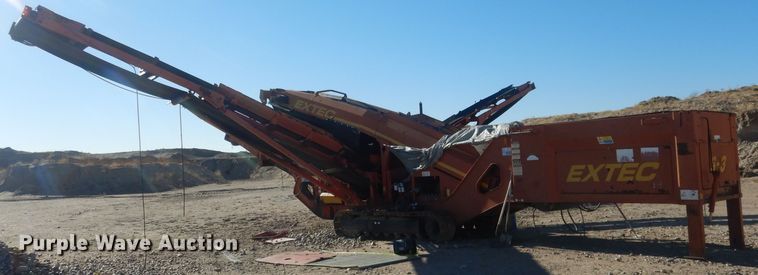 image for item HU9310 2007 Extec S3  screening plant