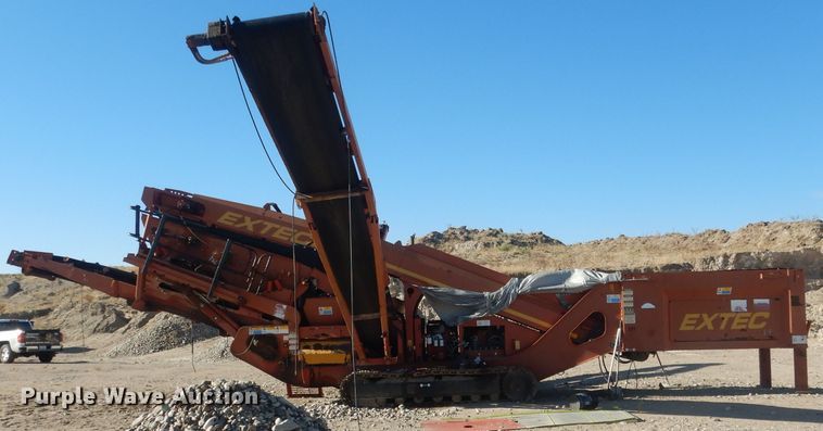 image for item HU9310 2007 Extec S3  screening plant