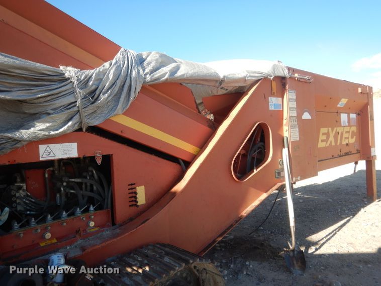 image for item HU9310 2007 Extec S3  screening plant