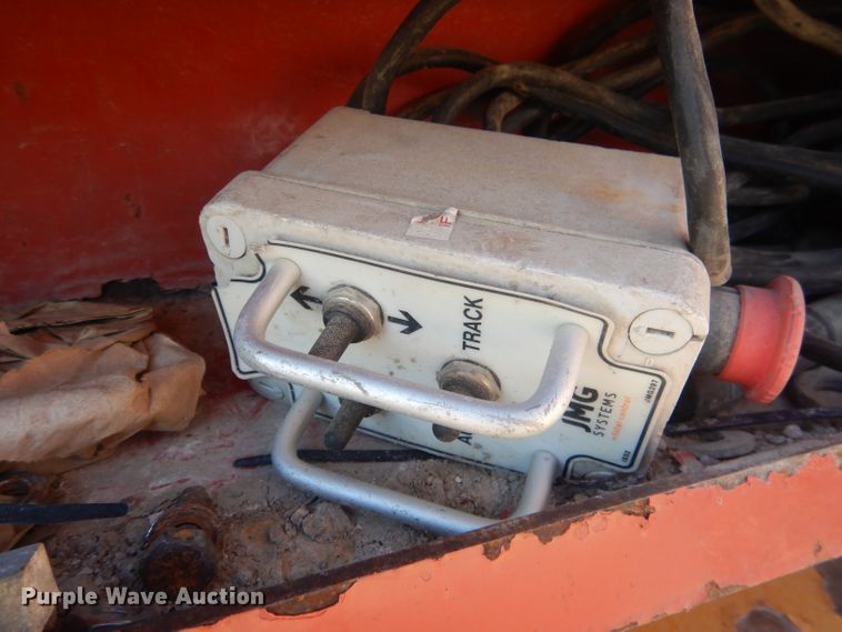 image for item HU9310 2007 Extec S3  screening plant