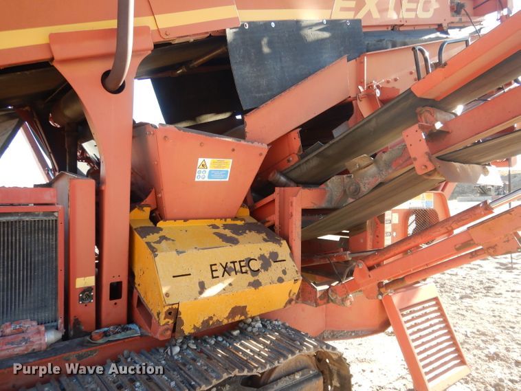 image for item HU9310 2007 Extec S3  screening plant