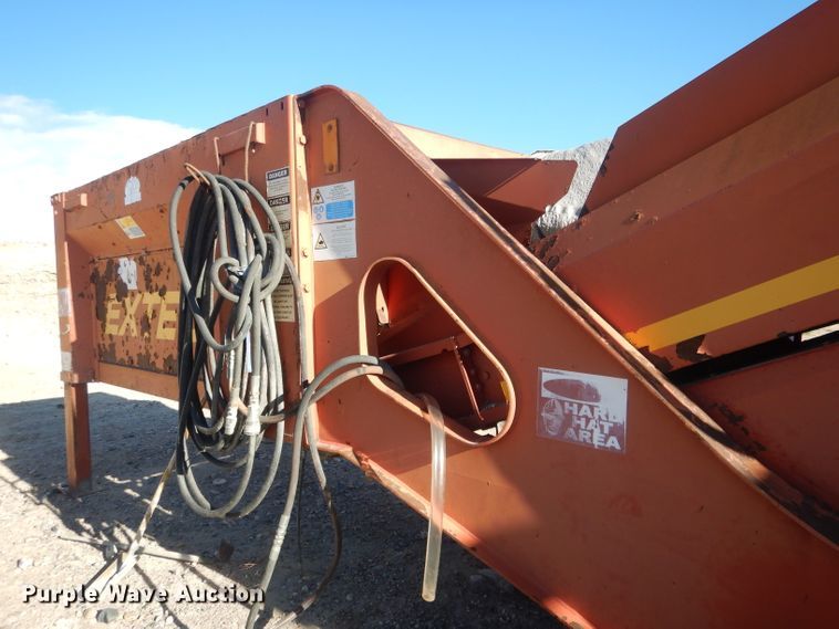 image for item HU9310 2007 Extec S3  screening plant