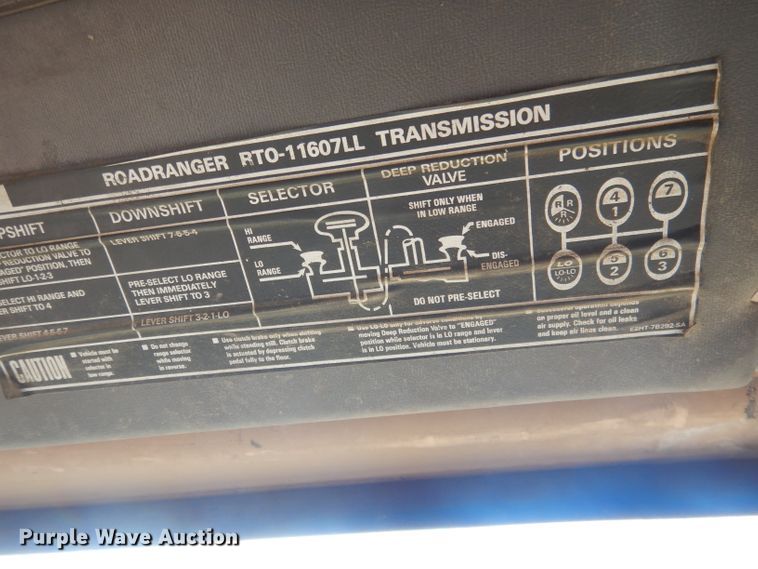 image for item HU9313 1985 Ford LT9000  ready mix truck