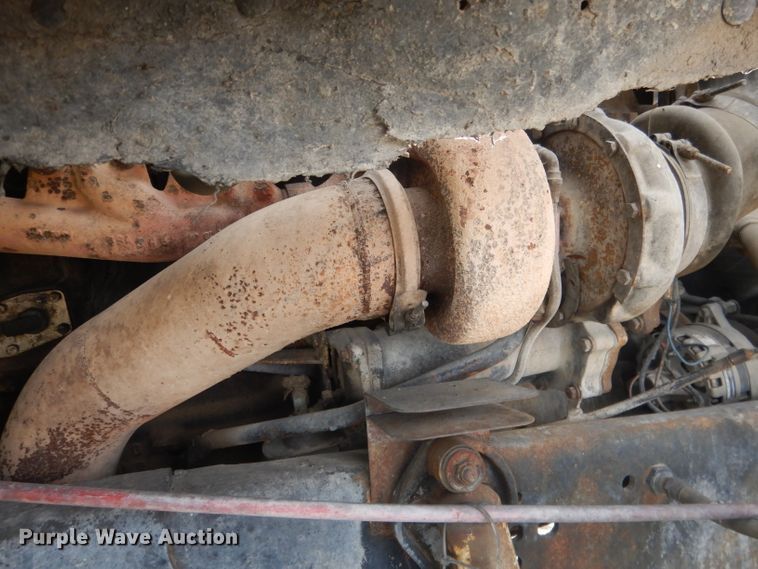 image for item HU9313 1985 Ford LT9000  ready mix truck