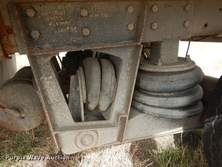 image for item HU9313 1985 Ford LT9000  ready mix truck