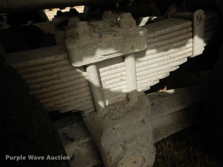 image for item HU9313 1985 Ford LT9000  ready mix truck