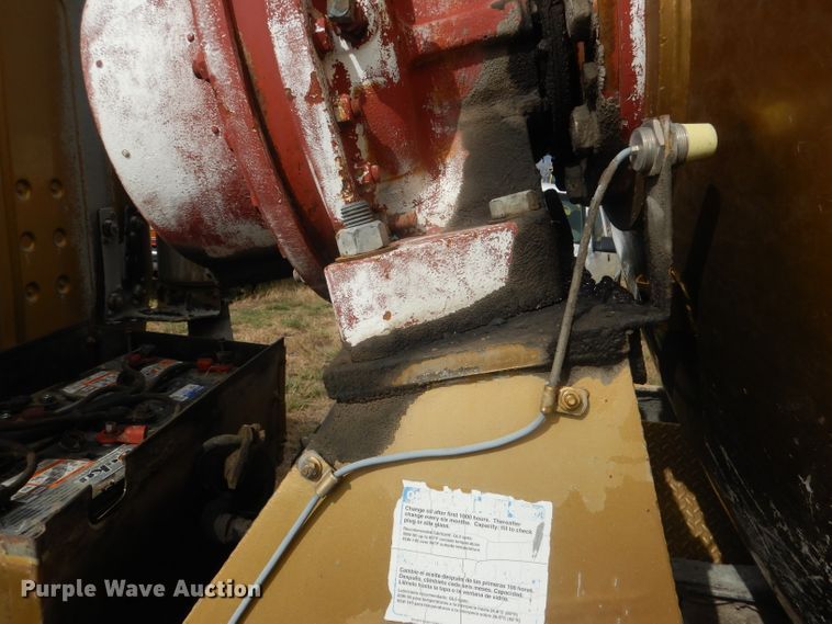 image for item HU9313 1985 Ford LT9000  ready mix truck