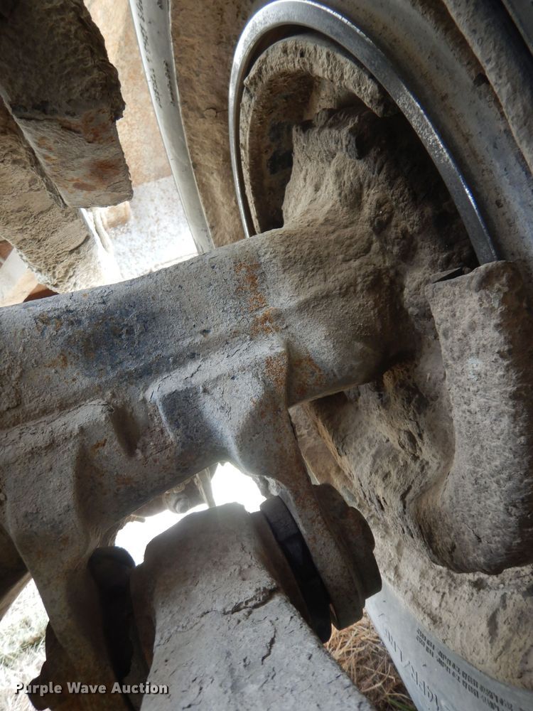 image for item HU9313 1985 Ford LT9000  ready mix truck