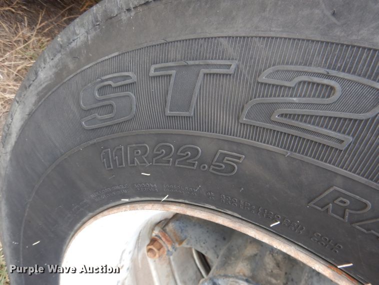 image for item HU9313 1985 Ford LT9000  ready mix truck