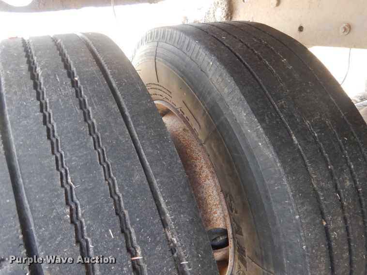 image for item HU9313 1985 Ford LT9000  ready mix truck