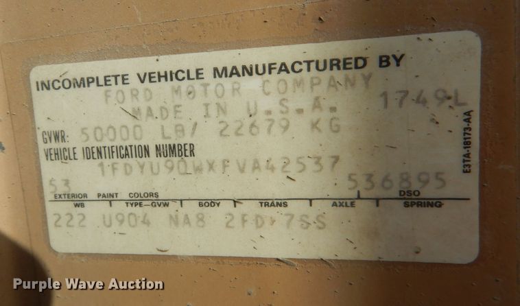 image for item HU9313 1985 Ford LT9000  ready mix truck