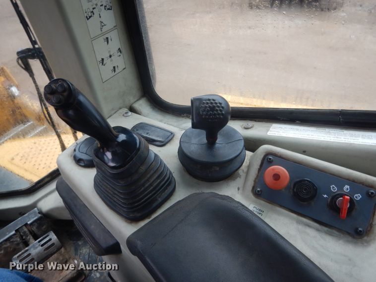 image for item HU9314 2009 John Deere 1050J  dozer