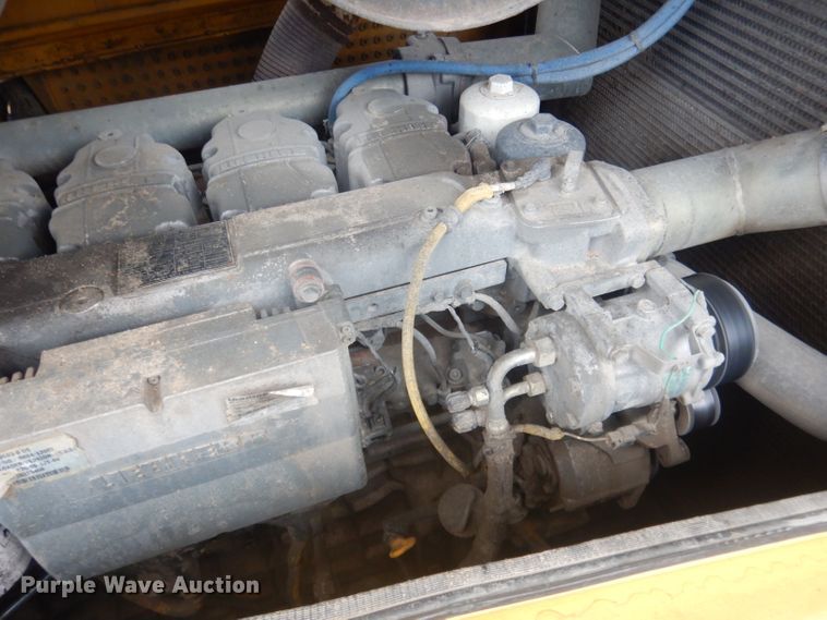 image for item HU9314 2009 John Deere 1050J  dozer