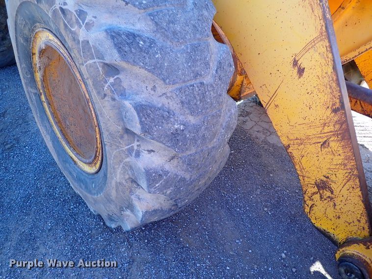 image for item IC9534 1988 John Deere 644E  wheel loader
