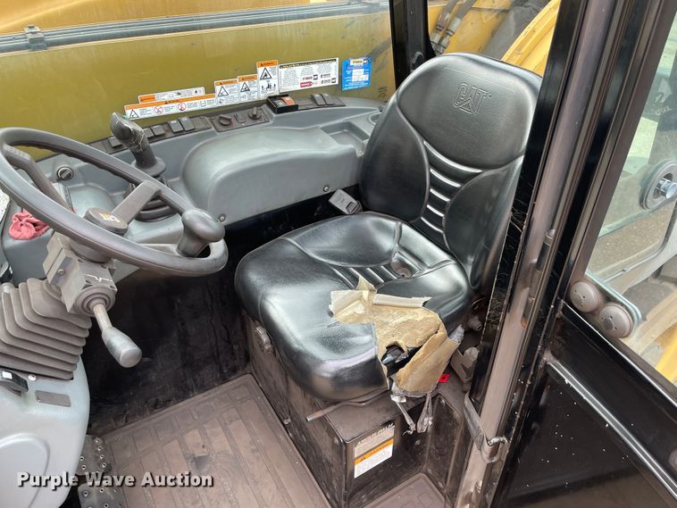 image for item IK9547 2012 Caterpillar TH255  telehandler