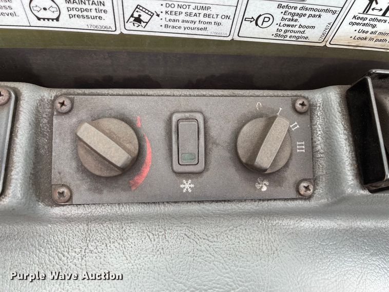 image for item IK9547 2012 Caterpillar TH255  telehandler