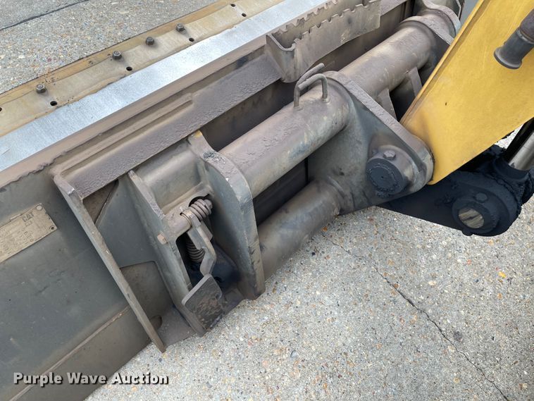 image for item IK9547 2012 Caterpillar TH255  telehandler