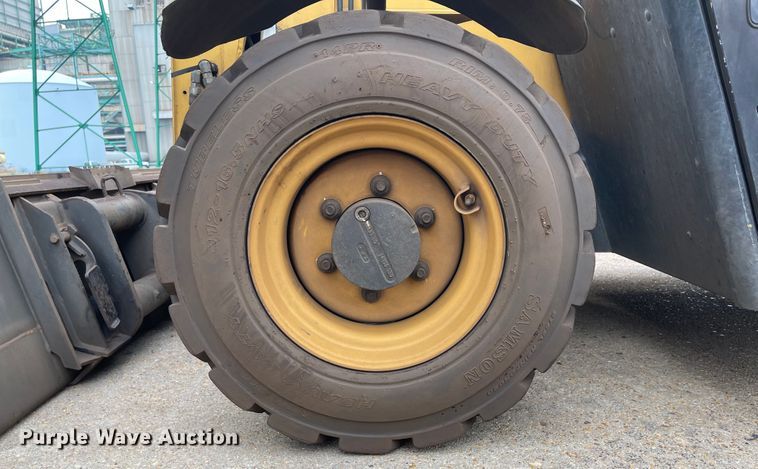 image for item IK9547 2012 Caterpillar TH255  telehandler