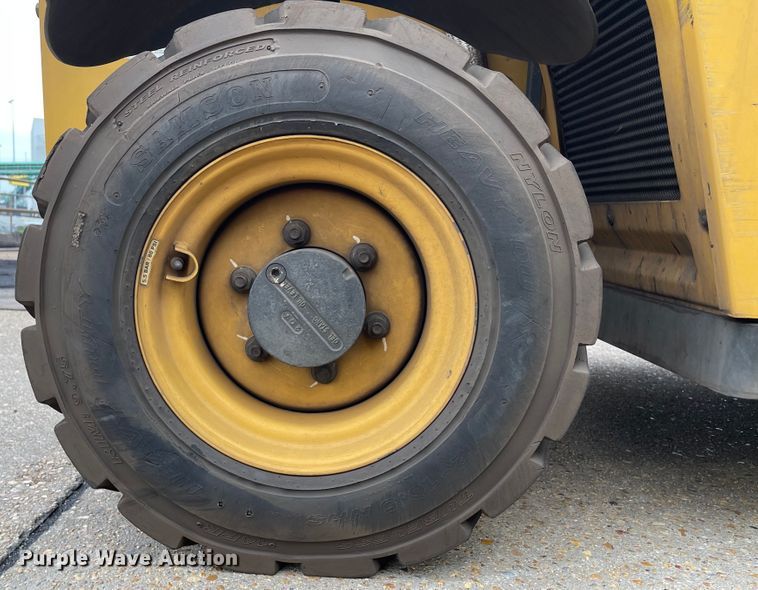 image for item IK9547 2012 Caterpillar TH255  telehandler