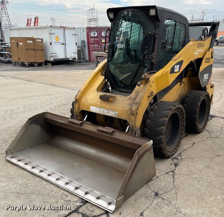 image for item IK9548 2012 Caterpillar 262C  skid steer loader