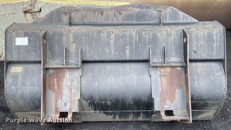 image for item IK9548 2012 Caterpillar 262C  skid steer loader