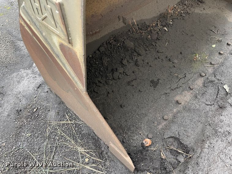 image for item IK9548 2012 Caterpillar 262C  skid steer loader