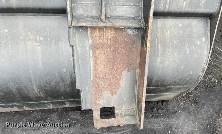 image for item IK9548 2012 Caterpillar 262C  skid steer loader