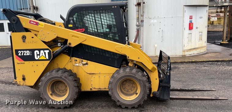 image for item IK9594 2015 Caterpillar 272D2  skid steer loader