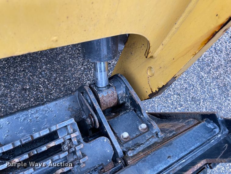 image for item IK9594 2015 Caterpillar 272D2  skid steer loader