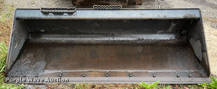 image for item IK9594 2015 Caterpillar 272D2  skid steer loader