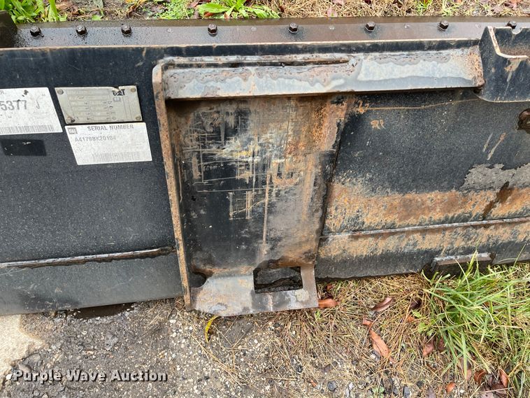 image for item IK9594 2015 Caterpillar 272D2  skid steer loader