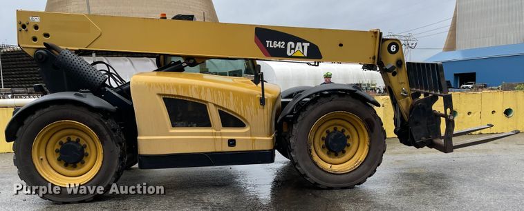 image for item IK9596 2012 Caterpillar TL642  telehandler