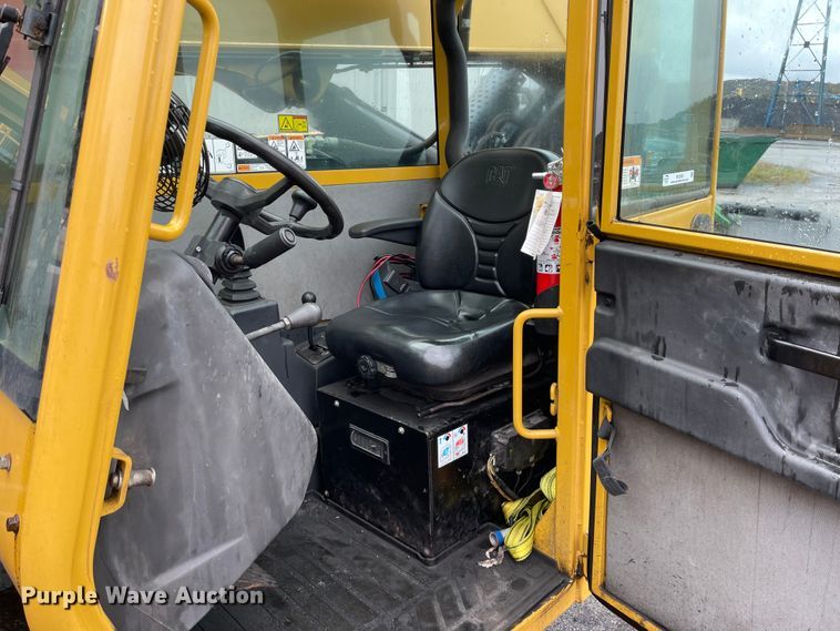 image for item IK9596 2012 Caterpillar TL642  telehandler