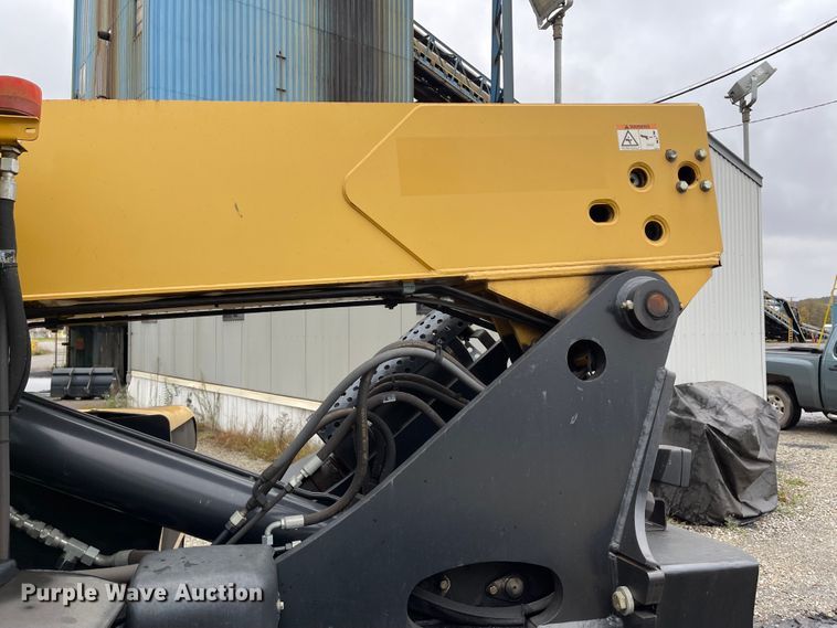 image for item IK9596 2012 Caterpillar TL642  telehandler