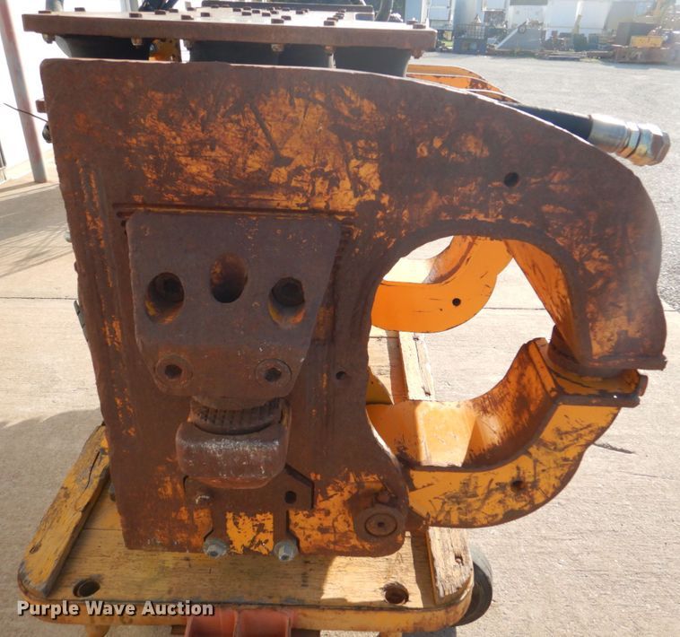 image for item IM9513 2004 Movax SSP100  pile driver