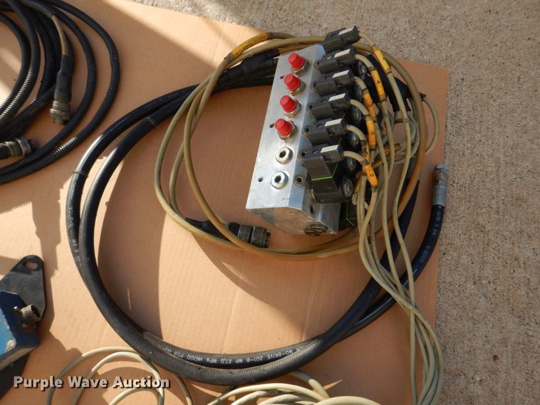 image for item IM9513 2004 Movax SSP100  pile driver