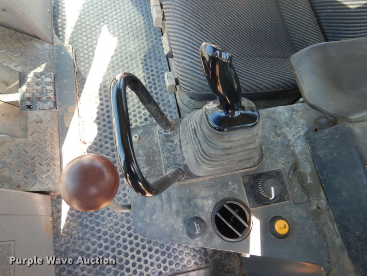 image for item IM9514 2007 John Deere 605C  track loader