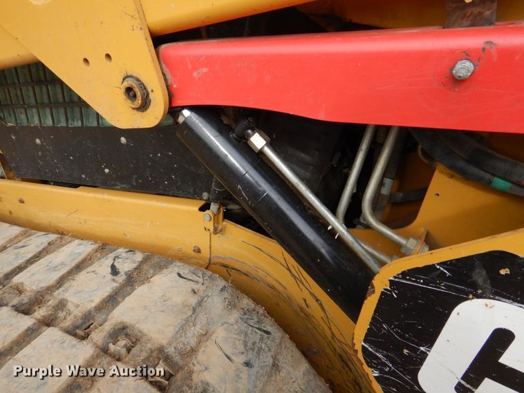 image for item IM9519 2014 Caterpillar 289D  tracked skid steer loader