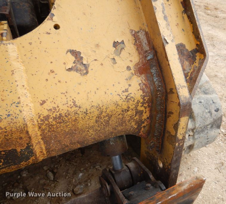 image for item IM9519 2014 Caterpillar 289D  tracked skid steer loader