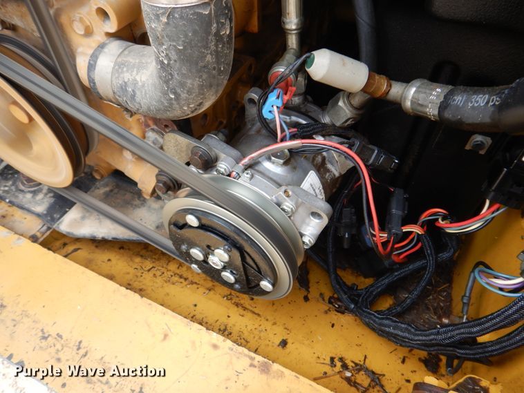 image for item IM9519 2014 Caterpillar 289D  tracked skid steer loader