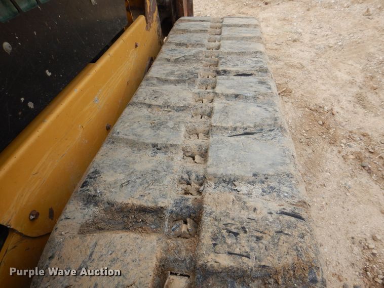 image for item IM9519 2014 Caterpillar 289D  tracked skid steer loader