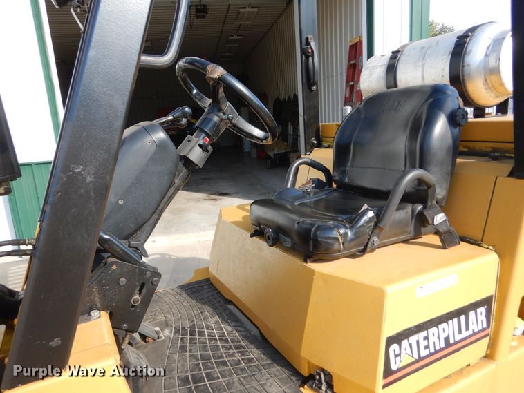 image for item JG9001 2006 Caterpillar GC55KS1  forklift