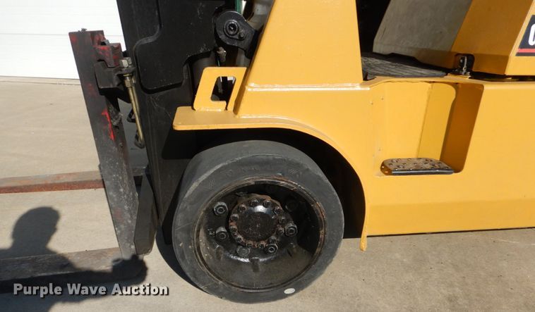 image for item JG9001 2006 Caterpillar GC55KS1  forklift