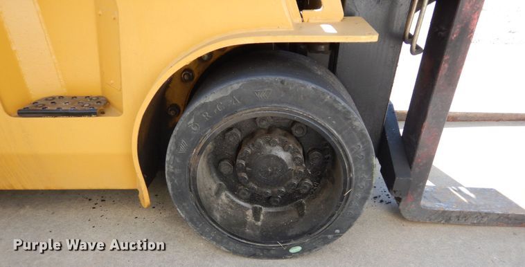 image for item JG9001 2006 Caterpillar GC55KS1  forklift