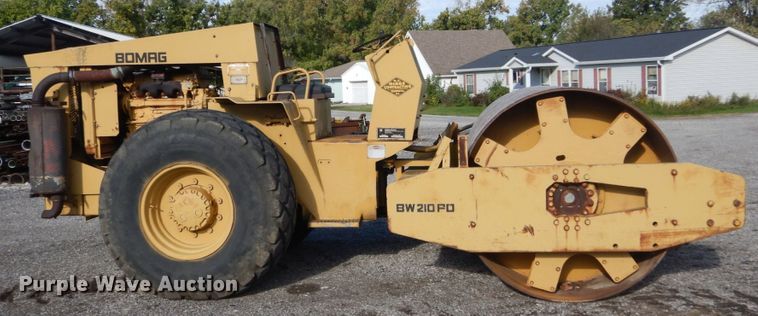 image for item JG9005 Bomag BW210PD  single drum vibratory roller